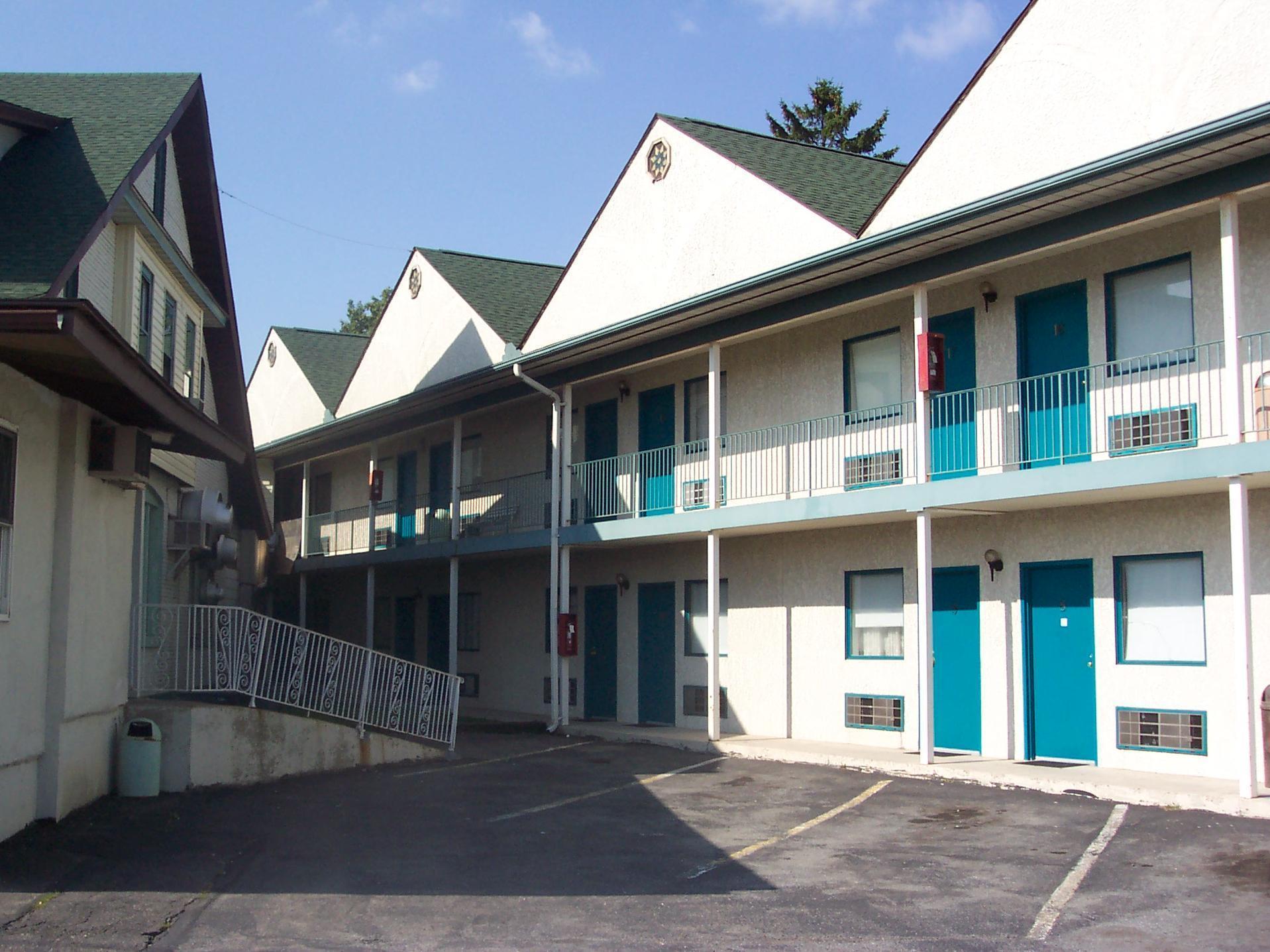 Motel Granny's